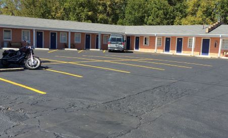 Shaws Komfort Motel - Housity
