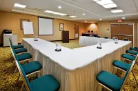 Holiday Inn Express & Suites Tavares - Leesburg Hotels in Howey-in-the-Hills