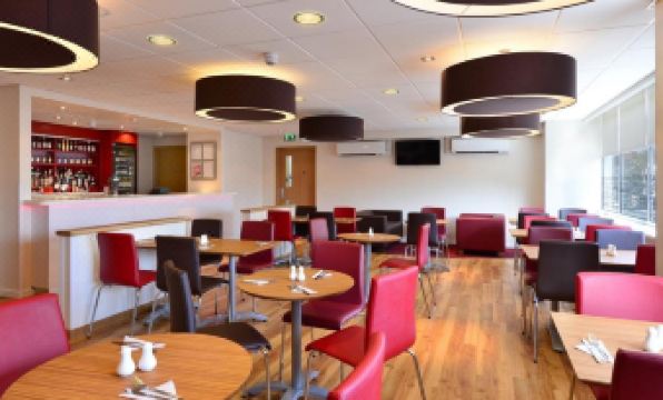 Travelodge London Raynes Park