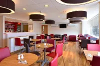 Travelodge London Raynes Park Hotels in Wimbledon