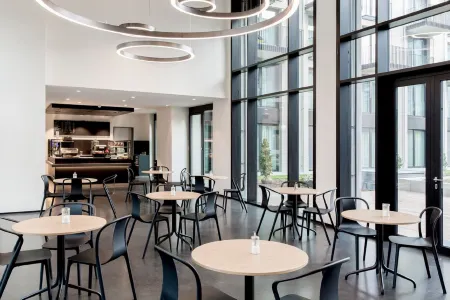 The Flag München M. Отели рядом с достопримечательностью «Fkk Club Sudfass Oase»