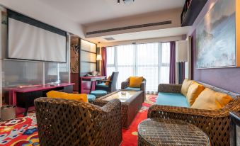 Happy Inn (Zhengzhou Zijingshan Road)