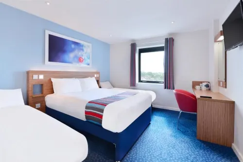 Travelodge Llanelli Central