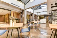 Atour Hotel (QinHuangDao Railway Station Yingbin Road) Hotels in Qinhuangdao