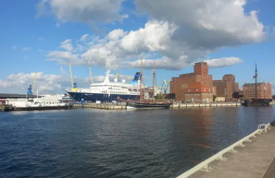 埃姆瓦瑟託膳食公寓酒店