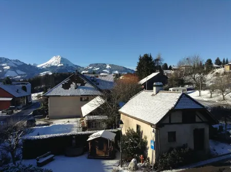 Hôtel Restaurant le Gruyérien Отели в г. Сивирье