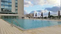 The Grand Hotel - С бассейном