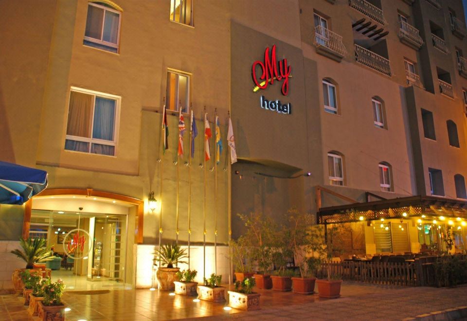 hotel overview picture