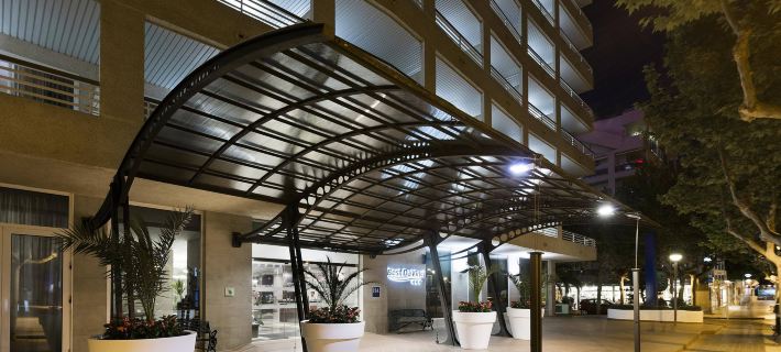 โรงแรม Best Da Vinci โรงแรมในซาลู