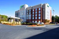 Holiday Inn Express & Suites Atlanta NE - Duluth