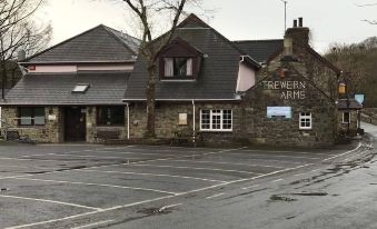 Trewern Arms Hotel