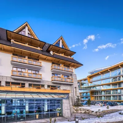 Rezydencja Nosalowy Dwór Hotels near Nosal Ski Center