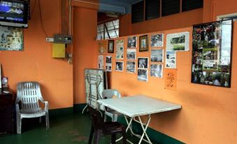 B&B Inn - Hostel