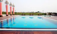 The Myat Mingalar Hotel - Pools
