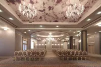 Tresor Le Palais Timisoara, Curio Collection by Hilton