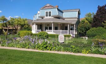 The Iron Gate Inn - Housity