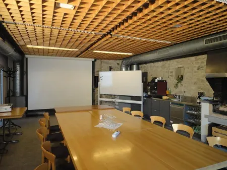 Hotel Gasthaus Hirschen Отели в г. Бругг