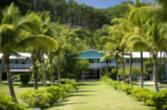Raiatea Lodge Hotel Hotéis em 