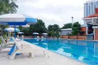 Surabaya Suites Hotel Powered by Archipelago - Pools