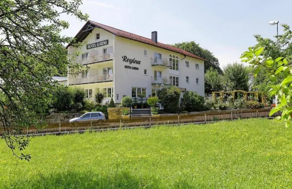 加尼裏齊納酒店