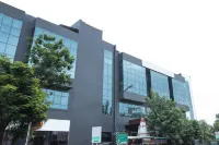 Cosmopolitan Hotel Indore Các khách sạn gần Indore Junction