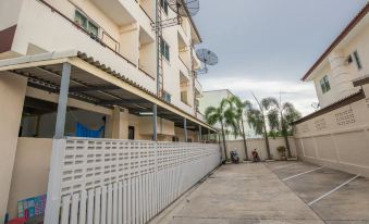 Poon Sook Apartment