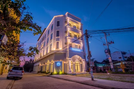 Sky Palace Boutique Hotel