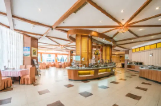 金鳳ホテル 普洱（戴家巷）