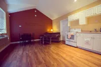 Crazy Creek Resort & Hot Pools Hotels in Columbia-Shuswap E