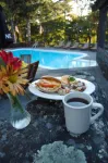Summit Lodge - breakfast