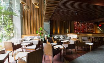Silverland Sakyo Hotel