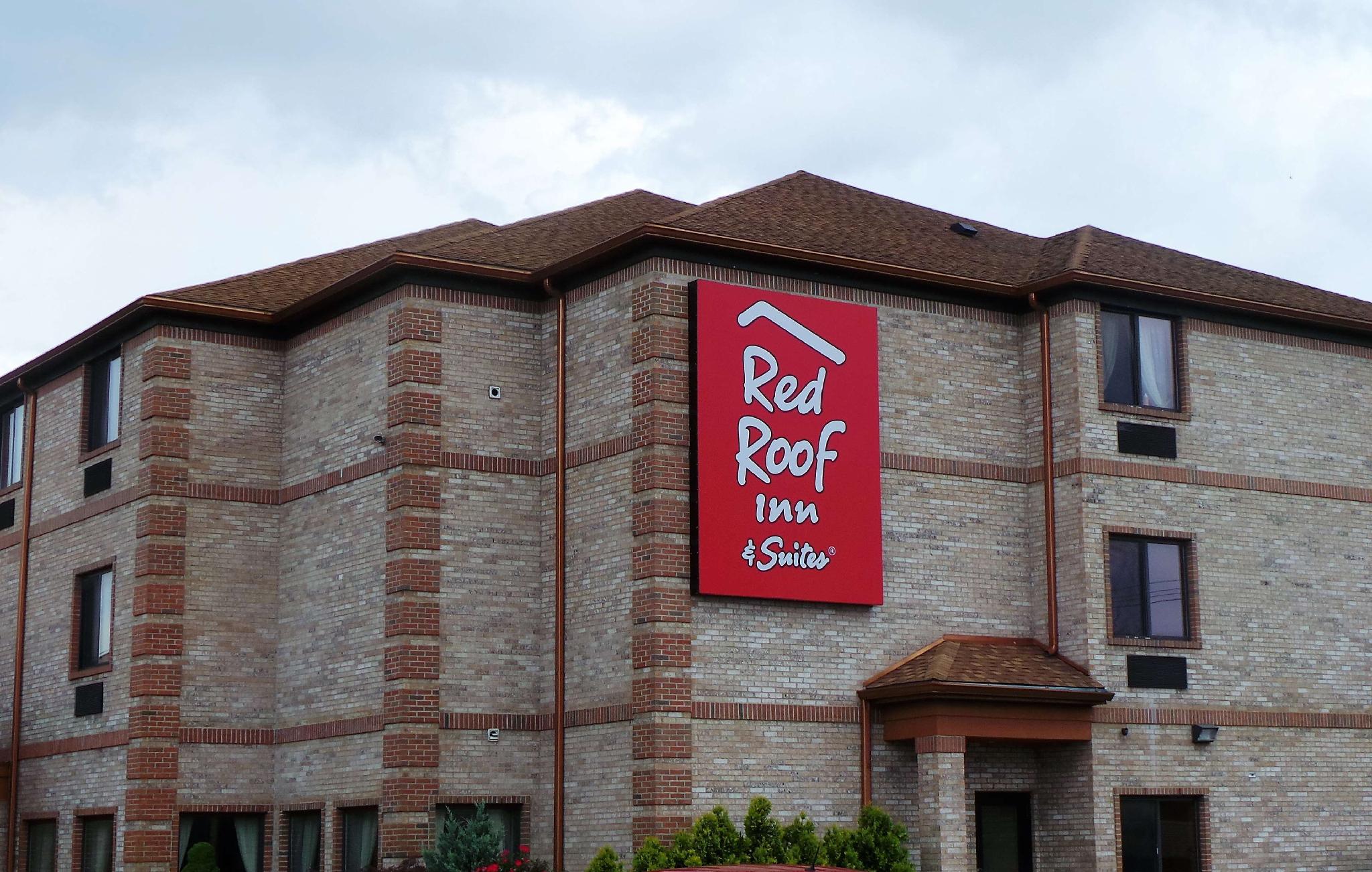 Red Roof Inn & Suites Detroit-Melvindale/Dearborn