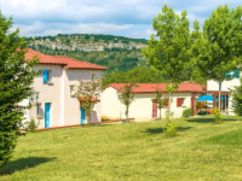 Le Domaine des Cazelles by Ateya Vacances Hotels in Cajarc