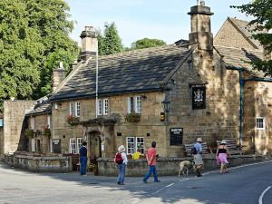 Devonshire Arms at Beeley - Chatsworth