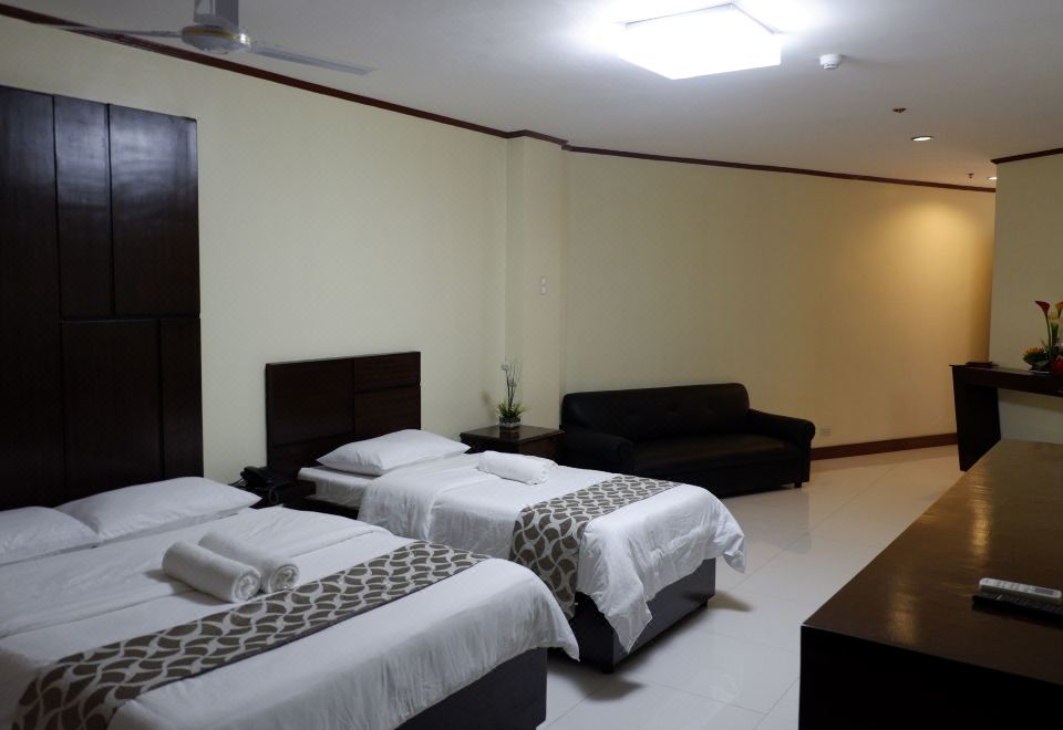 Mannra Hotel - Housity