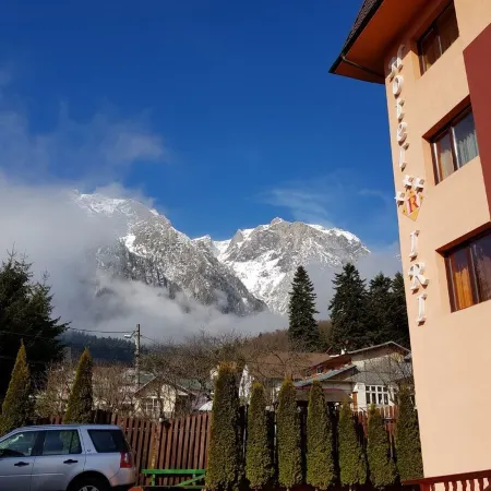 Hotel Iri