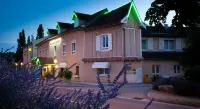 Logis le Relais de Farrou - Hôtel - Restaurant - Spa Hotels in Vailhourles