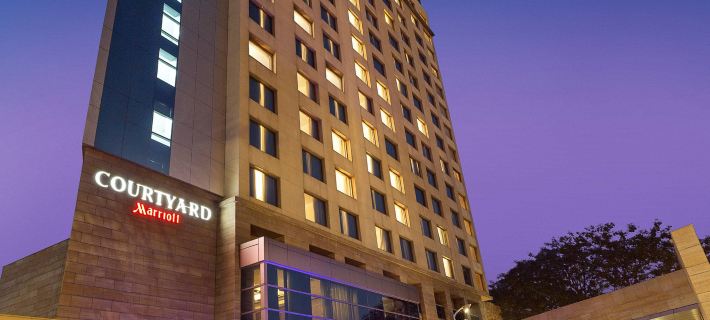 Courtyard Gurugram Downtown Ξενοδοχεία στην πόλη Γκουργκαόν