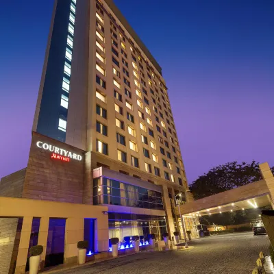 Courtyard Gurugram Downtown Hotels near Sushant Lok