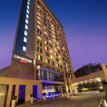 Courtyard Gurugram Downtown