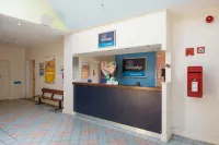 Travelodge Swansea M4 Hotels in Pontlliw