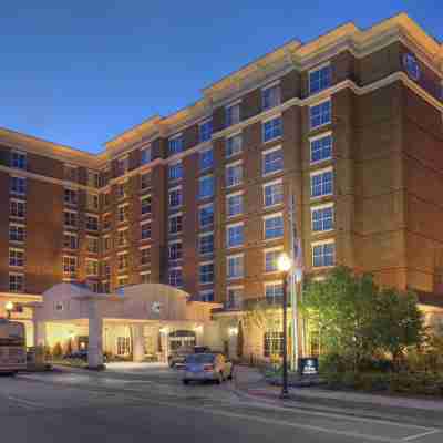 Hilton Columbia Center Hotel Exterior