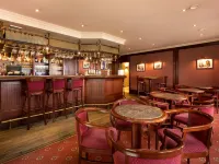 Hotel Restaurant Weinebrugge Hotels near Sint-Michiels