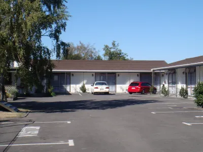 Acorn Estate Motel Hotels in 
