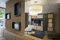 B&B Hotel Lyon Caluire Cité Internationale - 3-Star