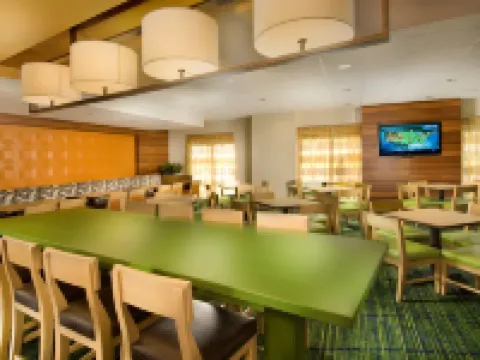Fairfield Inn & Suites Baltimore BWI Airport Hotels in Linthicum Heights