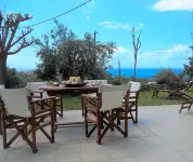 Lavender Garden Retreat - Secluded Seaside Getaway