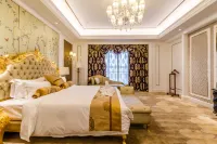 Fuxin International Hotel - parcheggio