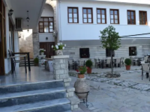 Hotel Bineri Hotel a Gjirokaster