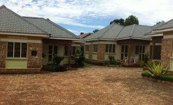 Prestige Resort Cottages - Housity